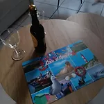 Rez- De- Chaussee Convivial Proche Avec Terrasse 公寓 屈克