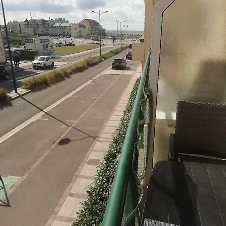 Rez- De- Chaussee Convivial Proche Avec Terrasse شقة