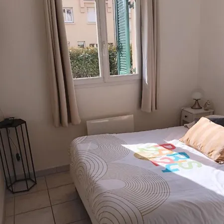 شقة Rez- De- Chaussee Convivial Proche Avec Terrasse كوسيك