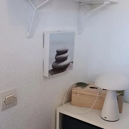 Apartment T3 Rez-de-chaussee Lumineux Avec Terrasse Proche *