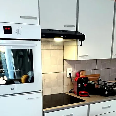 Apartment Rez- De- Chaussee Convivial Proche Avec Terrasse *